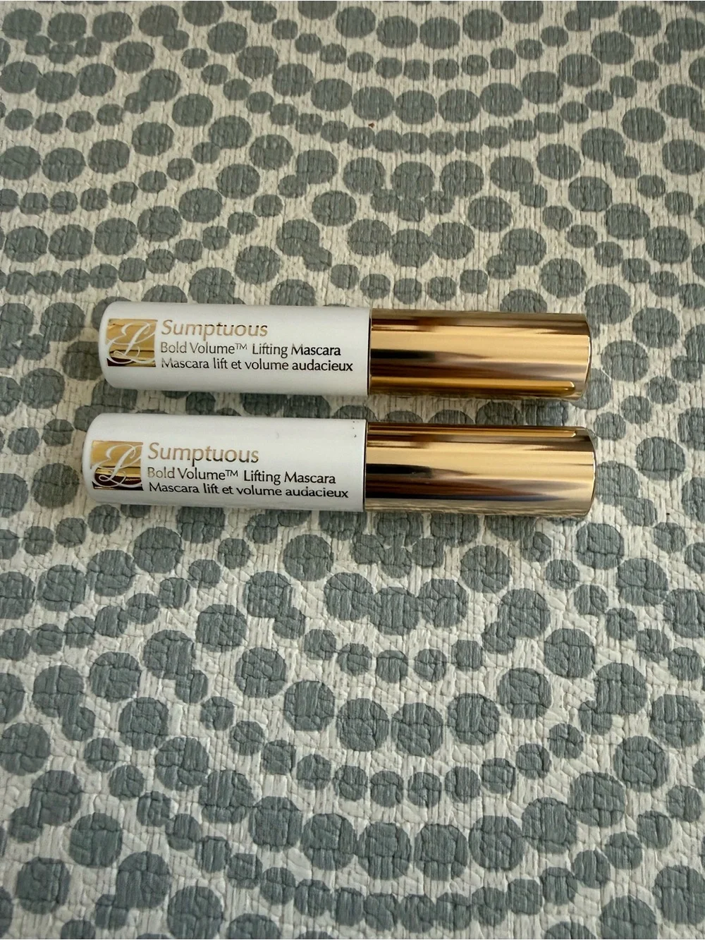 Estée Lauder Sumptuous Bold Volume Lifting Mascara – Black set of two